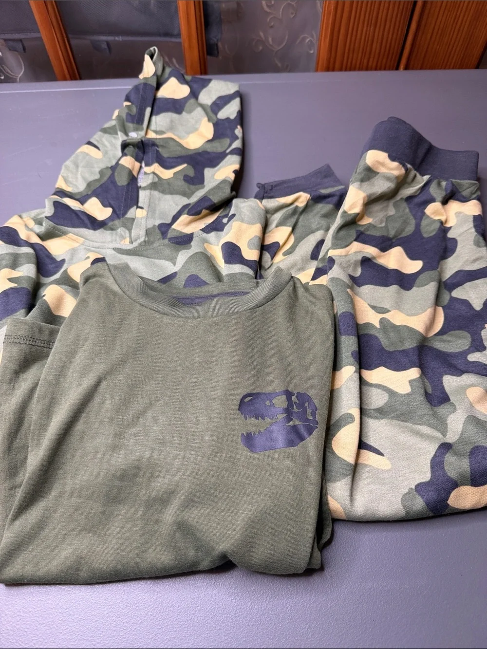 Kid’s Camo 3-piece Lounge Set - Green Camo. Size: 7-8. NWOT
